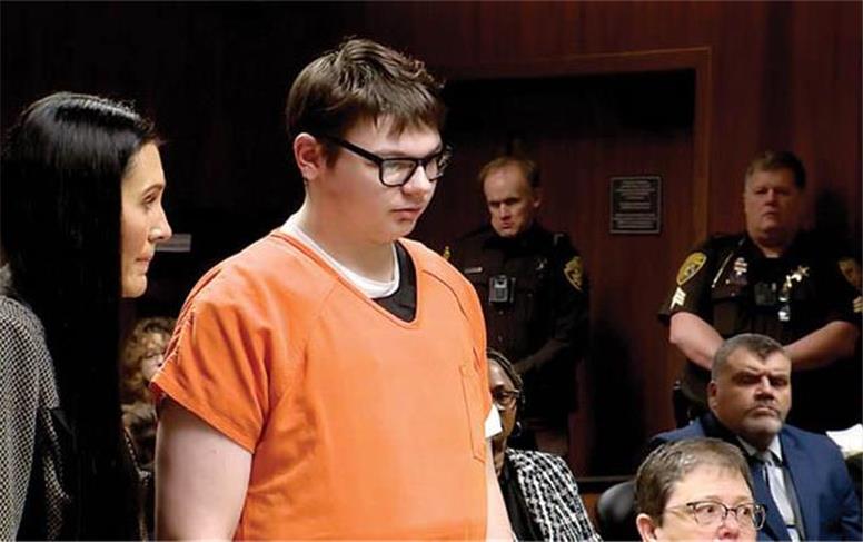 حبس ابد قاتل 15 ساله که آکسفورد را به خون کشید