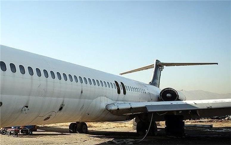 فوکر ۱۰۰ ایران‌ایر در فرودگاه اردبیل فرود اضطراری کرد