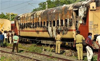 آتش سوزی قطاری در جنوب هند