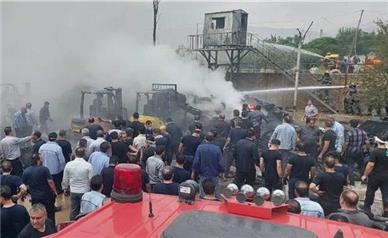 فیلم//زخمی شدن ۵۰ نفر در آتش سوزی کارخانه لاستیک سازی